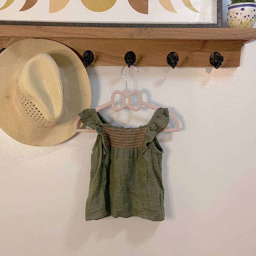 Old Navy Toddler Girls Top Olive Green Size 2T
